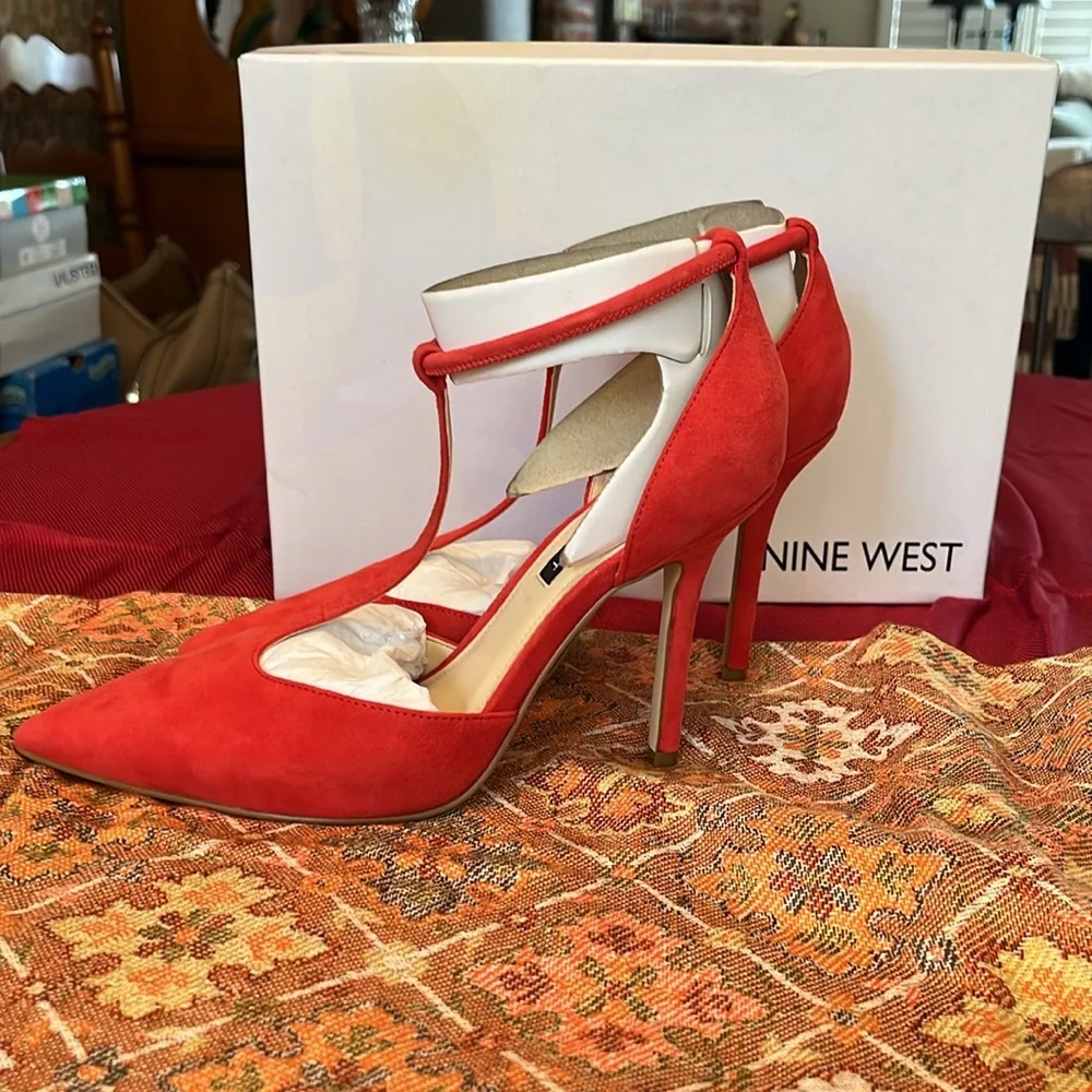 Nine West Red Pointed Toe T-Strap Heels